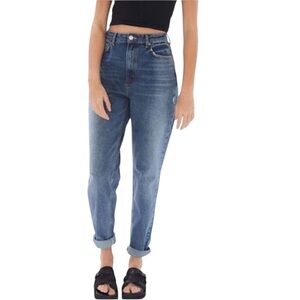 URBAN OUTFITTERS BDG Mom High Rise Medium Wash Rigid Denim Jeans Size 26